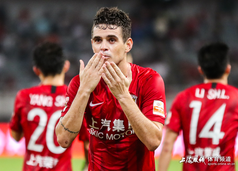 魔都100上港中场发动机世界级球星小金人奥斯卡