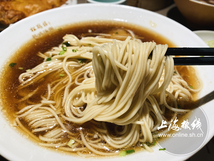 魔都100让上海人念念不忘的苏式汤面就在这家老字号里藏匿